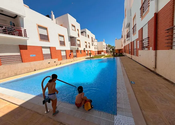 Appartement Avec Acces A 4 Piscines