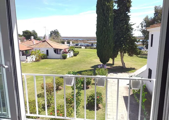 Pedras D'El Rei Waterfront Loft